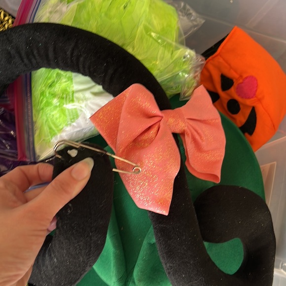 Tail. Pussy Cat - Picture 2 of 2